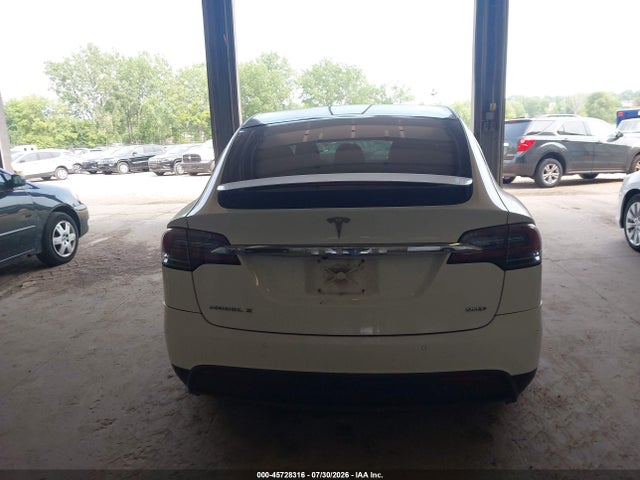 45728316 :رقم المزاد ، 5YJXCAE28GF011782 vin ، 2016 Tesla Model X 60d/70d/75d/90d مزاد بيع