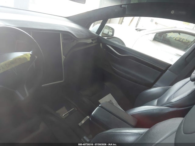 45728316 :رقم المزاد ، 5YJXCAE28GF011782 vin ، 2016 Tesla Model X 60d/70d/75d/90d مزاد بيع