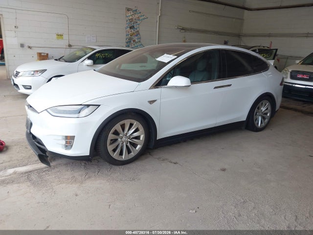 45728316 :رقم المزاد ، 5YJXCAE28GF011782 vin ، 2016 Tesla Model X 60d/70d/75d/90d مزاد بيع