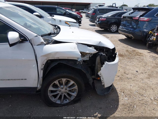 Продаж на аукціоні авто 2019 Jeep Cherokee Latitude Fwd, vin: 1C4PJLCB8KD115810, номер лоту: 45728337