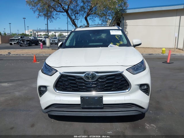 Toyota Highlander Limited 2020 5TDYZRAH7LS010317 Image 12