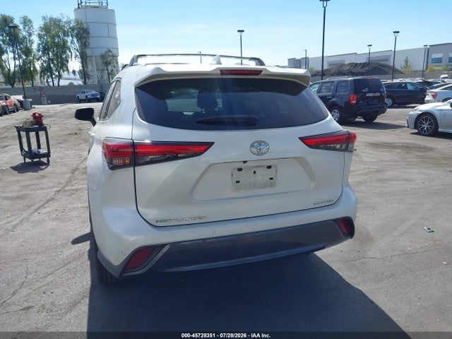 Toyota Highlander Limited 2020 5TDYZRAH7LS010317 Image 16