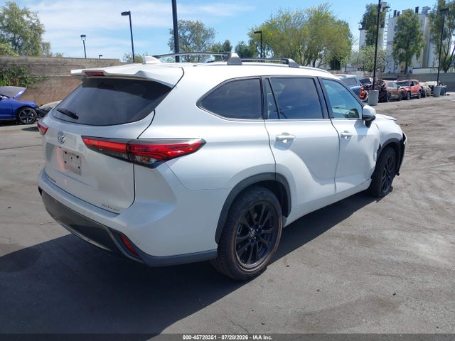 Toyota Highlander Limited 2020 5TDYZRAH7LS010317 Image 4