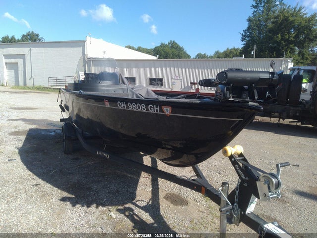 2022 Lund 1650 Angler Ss მანქანა იყიდება აუქციონზე, vin: LBBMB883C222, აუქციონის ნომერი: 45728358
