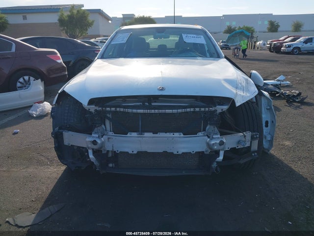 55SWF8DB5KU306858 Mercedes-Benz C 300