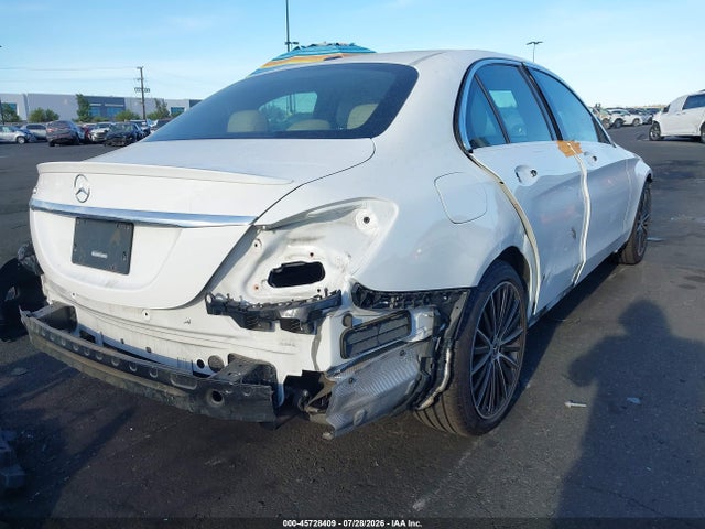 55SWF8DB5KU306858 Mercedes-Benz C 300