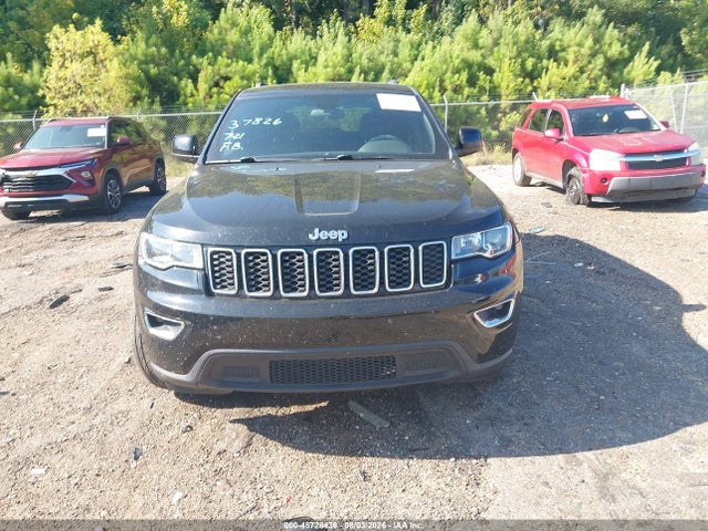 2018 Jeep Grand Cherokee Laredo E 4x2 მანქანა იყიდება აუქციონზე, vin: 1C4RJEAG9JC131960, აუქციონის ნომერი: 45728436