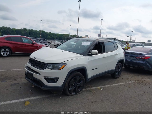 2019 Jeep Compass Altitude 4x4 მანქანა იყიდება აუქციონზე, vin: 3C4NJDBB9KT648600, აუქციონის ნომერი: 45728440