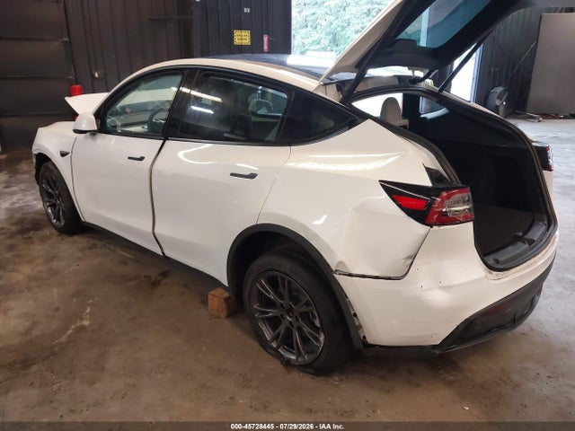 Auction sale of the 2025 Tesla Model Y Long Range Dual Motor All-wheel Drive, vin: 7SAYGDEE9SF302677, lot number: 45728445