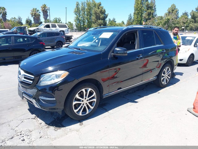 Mercedes-Benz GLE 350 2016 4JGDA5JB2GA634552 Image 2