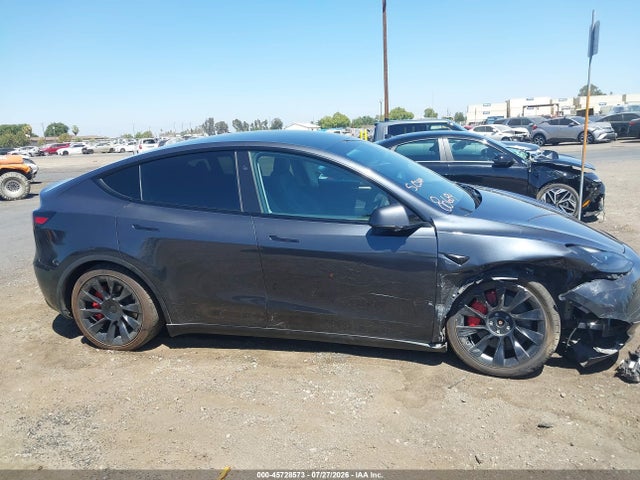 Продаж на аукціоні авто 2024 Tesla Model Y Long Range Dual Motor All-wheel Drive, vin: 7SAYGDEE0RF025931, номер лоту: 45728573