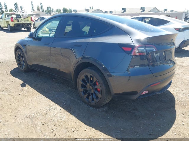 Продаж на аукціоні авто 2024 Tesla Model Y Long Range Dual Motor All-wheel Drive, vin: 7SAYGDEE0RF025931, номер лоту: 45728573