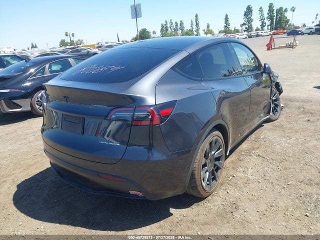 Продаж на аукціоні авто 2024 Tesla Model Y Long Range Dual Motor All-wheel Drive, vin: 7SAYGDEE0RF025931, номер лоту: 45728573