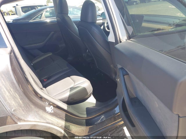 Продаж на аукціоні авто 2024 Tesla Model Y Long Range Dual Motor All-wheel Drive, vin: 7SAYGDEE0RF025931, номер лоту: 45728573