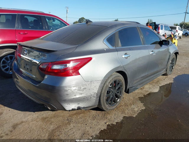 1N4AL3AP1JC164985 Nissan Altima 2.5 Sv