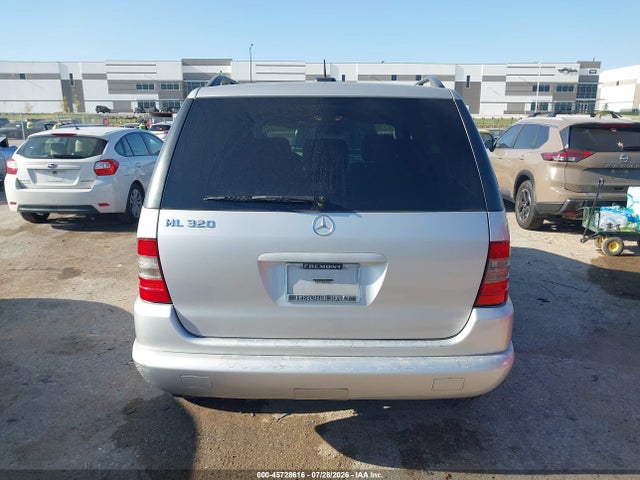 45728616 :رقم المزاد ، 4JGAB54E51A256448 vin ، 2001 Mercedes-benz Ml 320 مزاد بيع