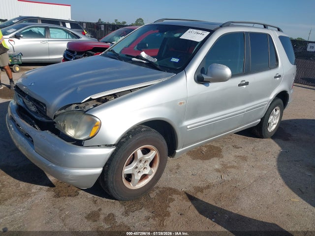 45728616 :رقم المزاد ، 4JGAB54E51A256448 vin ، 2001 Mercedes-benz Ml 320 مزاد بيع