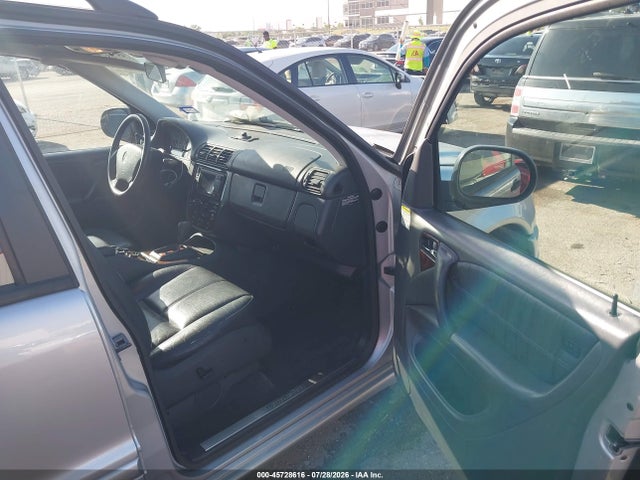 45728616 :رقم المزاد ، 4JGAB54E51A256448 vin ، 2001 Mercedes-benz Ml 320 مزاد بيع