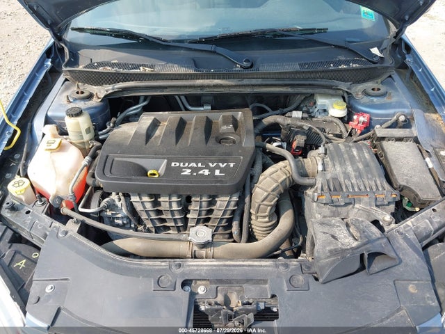 45728668 :رقم المزاد ، 1C3BC1FB5BN569287 vin ، 2011 Chrysler 200 Touring مزاد بيع