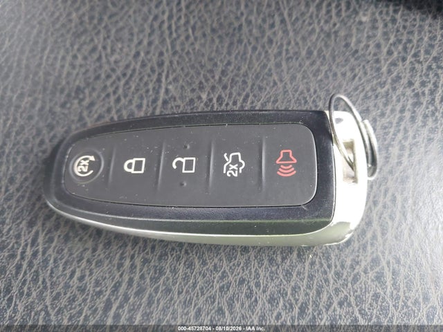 45728704 :رقم المزاد ، 1FMCU9JD9HUB41141 vin ، 2017 Ford Escape Titanium مزاد بيع