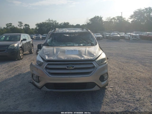 45728704 :رقم المزاد ، 1FMCU9JD9HUB41141 vin ، 2017 Ford Escape Titanium مزاد بيع