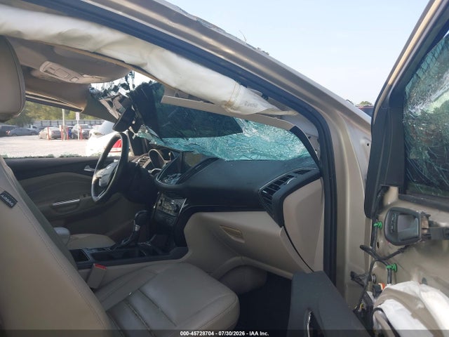 45728704 :رقم المزاد ، 1FMCU9JD9HUB41141 vin ، 2017 Ford Escape Titanium مزاد بيع