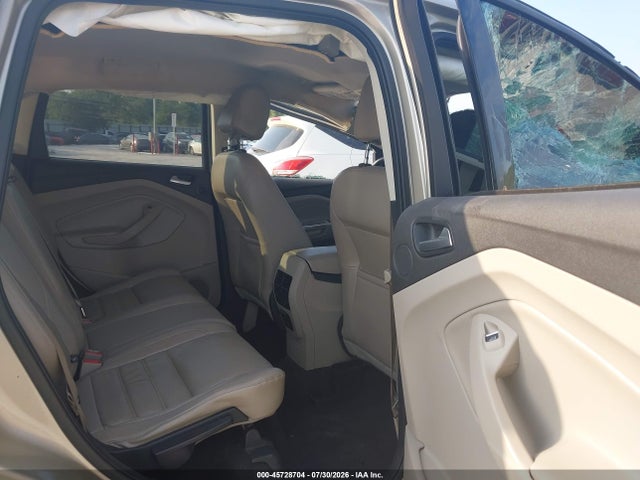 45728704 :رقم المزاد ، 1FMCU9JD9HUB41141 vin ، 2017 Ford Escape Titanium مزاد بيع