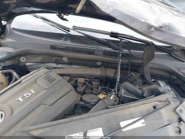 2015 Volkswagen Jetta 1.8t Se მანქანა იყიდება აუქციონზე, vin: 3VWD17AJXFM221672, აუქციონის ნომერი: 45728741