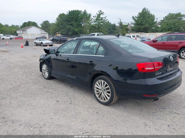 2015 Volkswagen Jetta 1.8t Se მანქანა იყიდება აუქციონზე, vin: 3VWD17AJXFM221672, აუქციონის ნომერი: 45728741