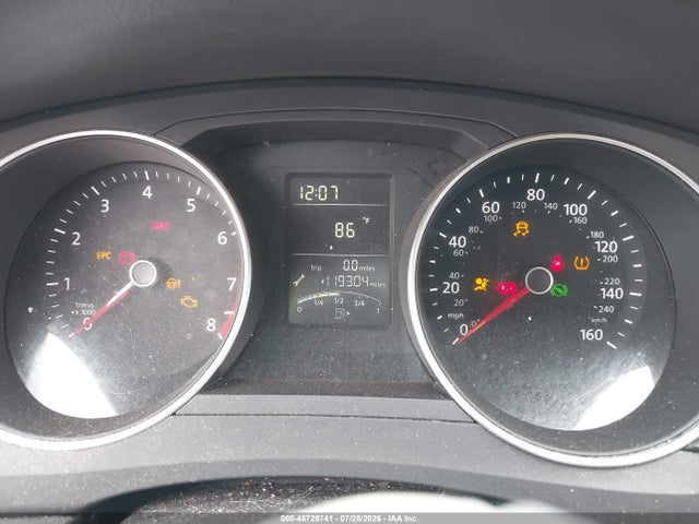 2015 Volkswagen Jetta 1.8t Se მანქანა იყიდება აუქციონზე, vin: 3VWD17AJXFM221672, აუქციონის ნომერი: 45728741