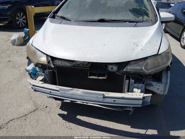 Honda FIT LX 2017 JHMGK5H53HS020604 Image 6