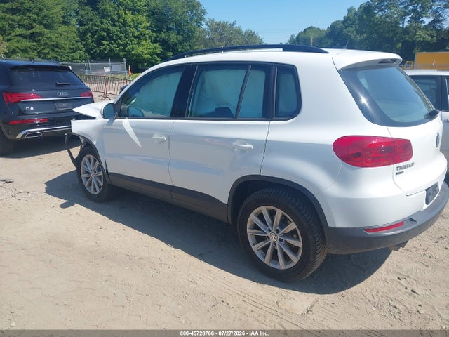 Продаж на аукціоні авто 2018 Volkswagen Tiguan Limited 2.0t, vin: WVGBV7AX7JK001615, номер лоту: 45728766