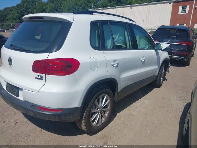 Продаж на аукціоні авто 2018 Volkswagen Tiguan Limited 2.0t, vin: WVGBV7AX7JK001615, номер лоту: 45728766