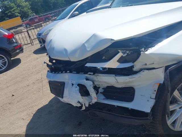 Продаж на аукціоні авто 2018 Volkswagen Tiguan Limited 2.0t, vin: WVGBV7AX7JK001615, номер лоту: 45728766