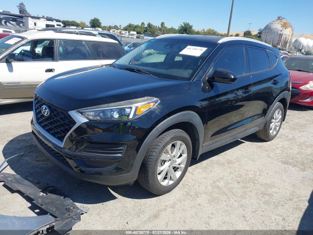 Hyundai Tucson Value 2020 KM8J33A47LU205631 Image 2