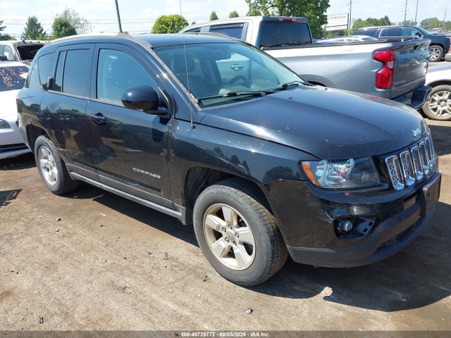 45728772 :رقم المزاد ، 1C4NJCEA2HD207192 vin ، 2017 Jeep Compass Latitude مزاد بيع