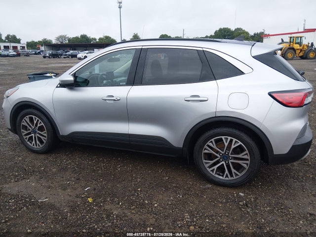 Продажа на аукционе авто 2020 Ford Escape Sel, vin: 1FMCU0H6XLUA72116, номер лота: 45728778