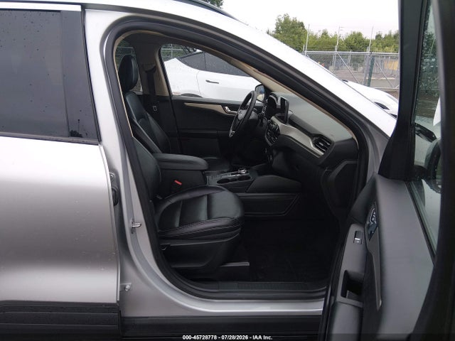 Продажа на аукционе авто 2020 Ford Escape Sel, vin: 1FMCU0H6XLUA72116, номер лота: 45728778