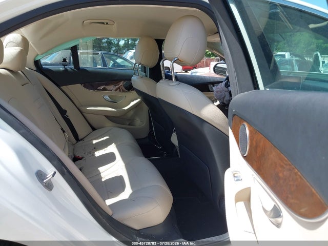 45728783 :رقم المزاد ، 55SWF4JB1GU161788 vin ، 2016 Mercedes-benz C 300 مزاد بيع