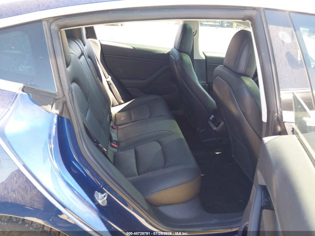 45728791 :رقم المزاد ، 5YJ3E1EB3KF365615 vin ، 2019 Tesla Model 3 Long Range/performance مزاد بيع