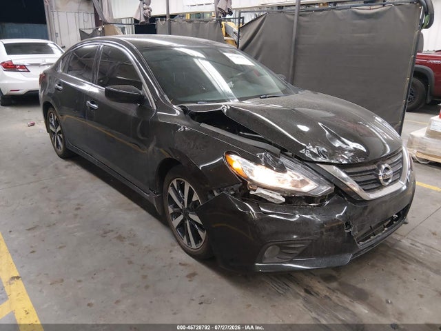 45728792 :رقم المزاد ، 1N4AL3AP8JC112253 vin ، 2018 Nissan Altima 2.5 Sr مزاد بيع