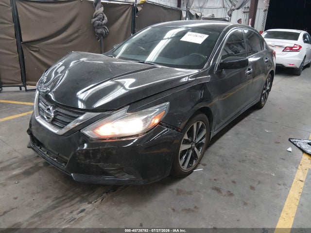 45728792 :رقم المزاد ، 1N4AL3AP8JC112253 vin ، 2018 Nissan Altima 2.5 Sr مزاد بيع