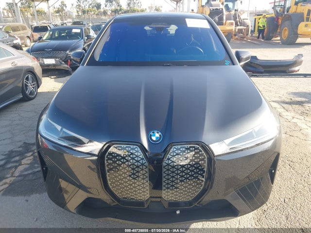 2025 Bmw Ix Xdrive50 მანქანა იყიდება აუქციონზე, vin: WB523CF02SCS26353, აუქციონის ნომერი: 45728855
