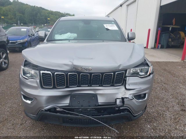 45728896 :رقم المزاد ، 1C4RJFAG4JC151975 vin ، 2018 Jeep Grand Cherokee Laredo E 4x4 مزاد بيع