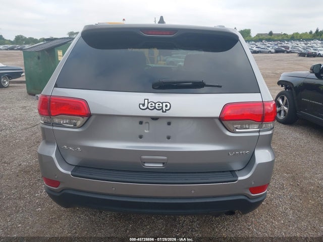 45728896 :رقم المزاد ، 1C4RJFAG4JC151975 vin ، 2018 Jeep Grand Cherokee Laredo E 4x4 مزاد بيع