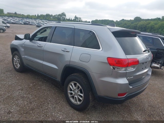 45728896 :رقم المزاد ، 1C4RJFAG4JC151975 vin ، 2018 Jeep Grand Cherokee Laredo E 4x4 مزاد بيع