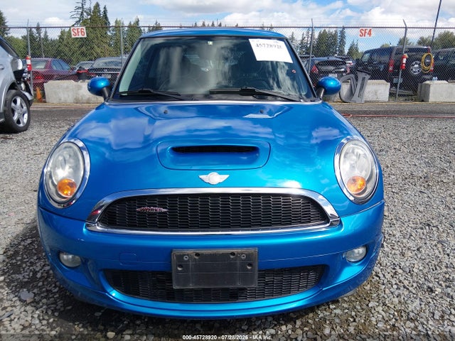 2007 Mini Cooper S მანქანა იყიდება აუქციონზე, vin: WMWMF73507TL84870, აუქციონის ნომერი: 45728920