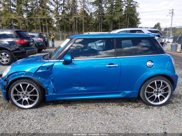 2007 Mini Cooper S მანქანა იყიდება აუქციონზე, vin: WMWMF73507TL84870, აუქციონის ნომერი: 45728920