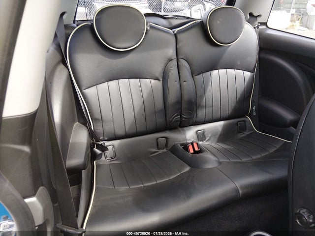2007 Mini Cooper S მანქანა იყიდება აუქციონზე, vin: WMWMF73507TL84870, აუქციონის ნომერი: 45728920
