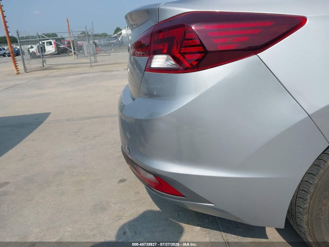 Продаж на аукціоні авто 2020 Hyundai Elantra Se, vin: 5NPD74LF2LH603270, номер лоту: 45728927